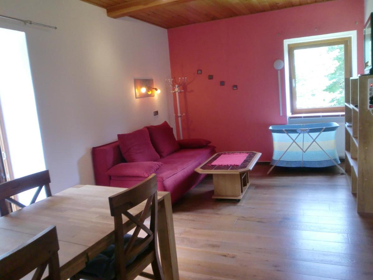 Garten- & Loggia-Appartement Herrenhaus Dellach im Drautal Dış mekan fotoğraf