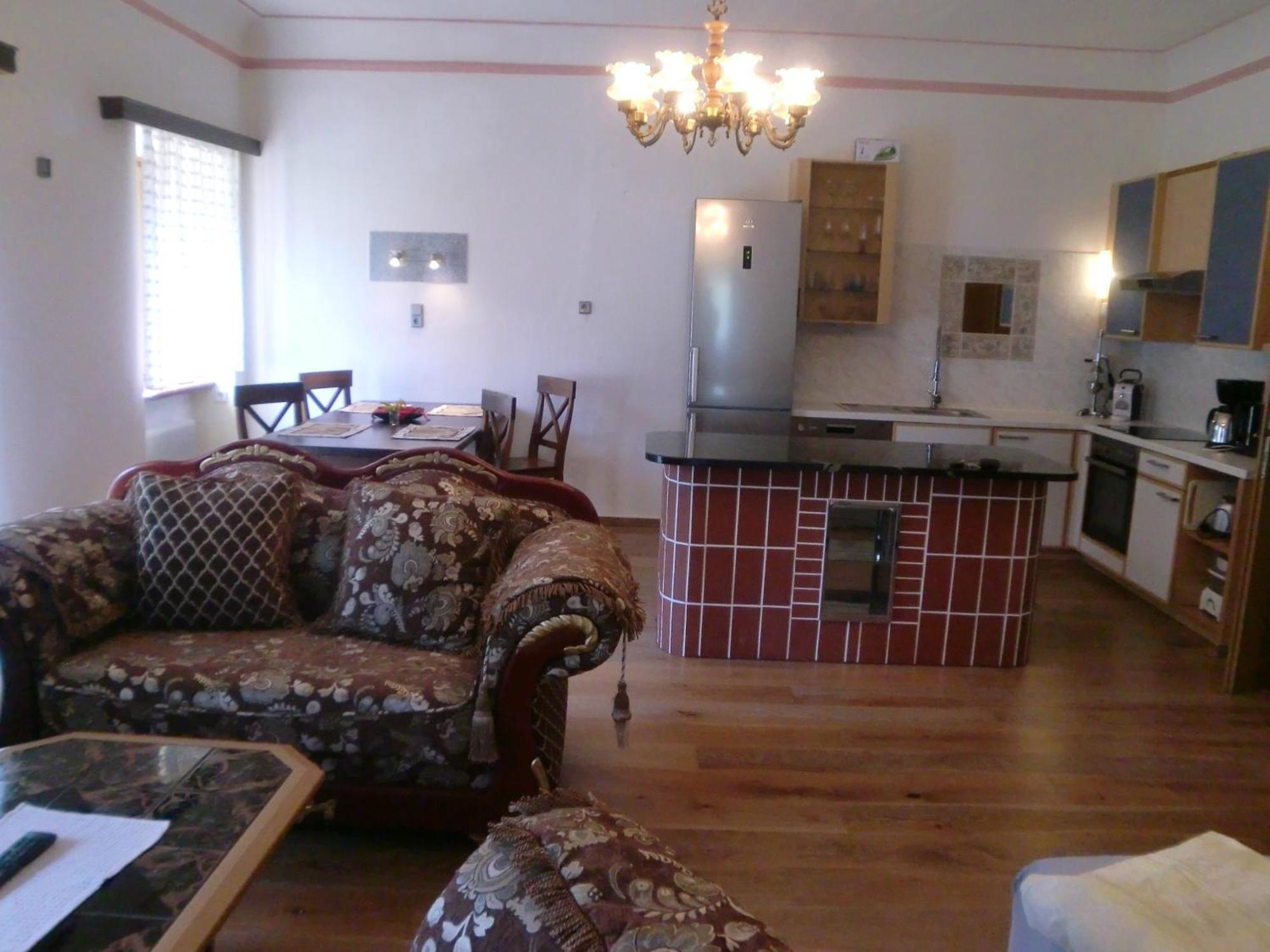 Garten- & Loggia-Appartement Herrenhaus Dellach im Drautal Dış mekan fotoğraf