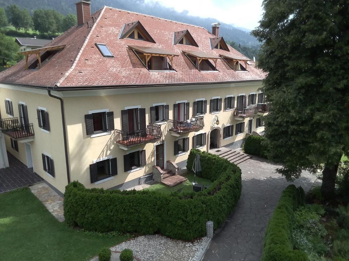 Garten- & Loggia-Appartement Herrenhaus Dellach im Drautal Dış mekan fotoğraf