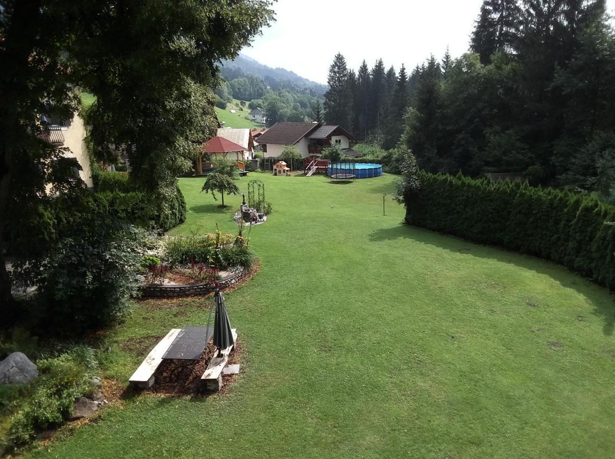 Garten- & Loggia-Appartement Herrenhaus Dellach im Drautal Dış mekan fotoğraf